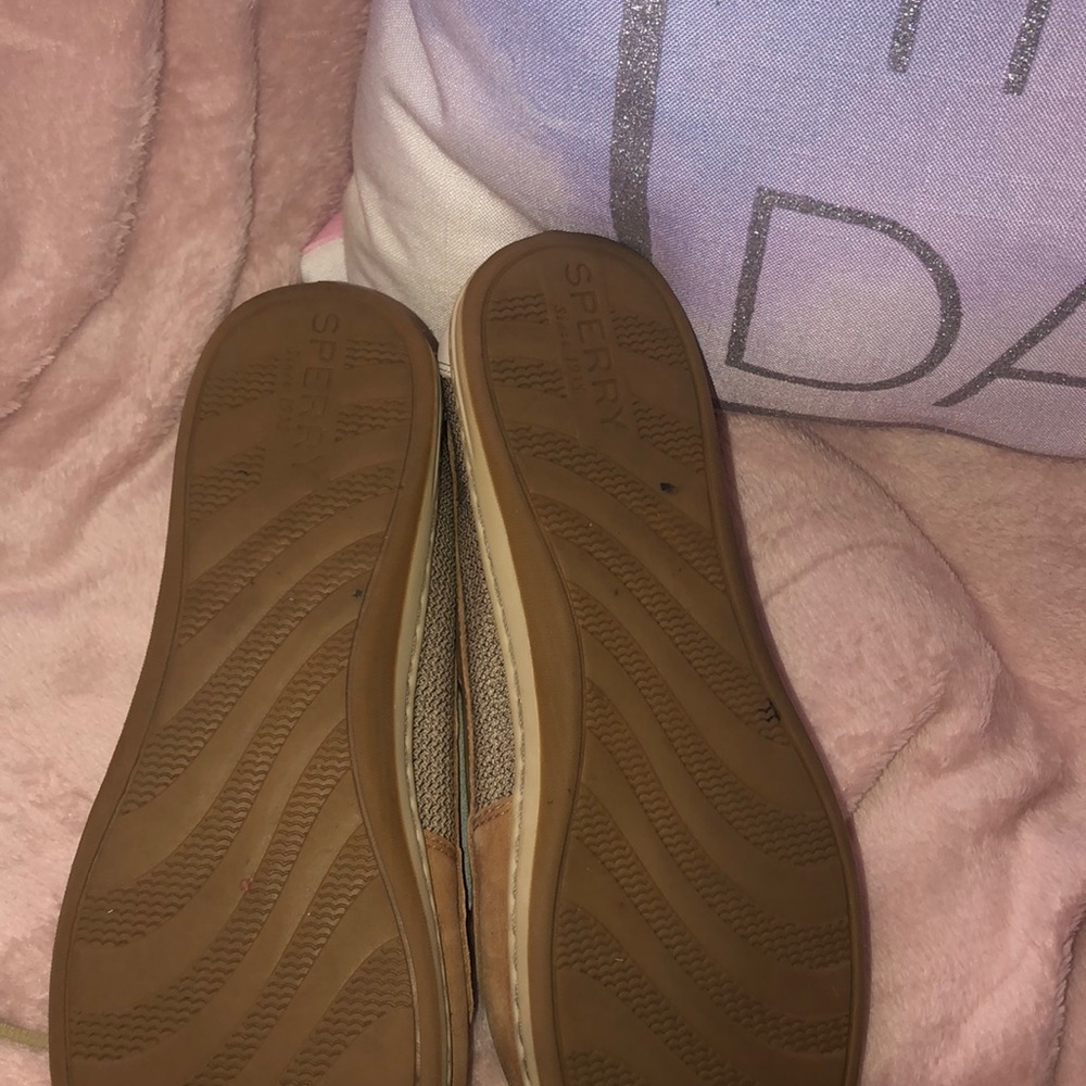 Sperry’s - Picture 4 of 5